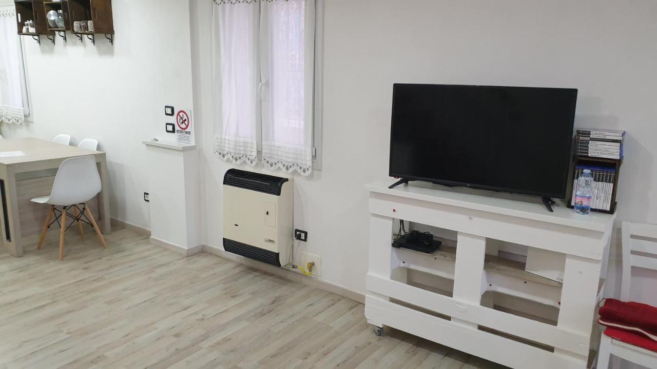 Apartamento Bomboniera Comacchio Exterior foto