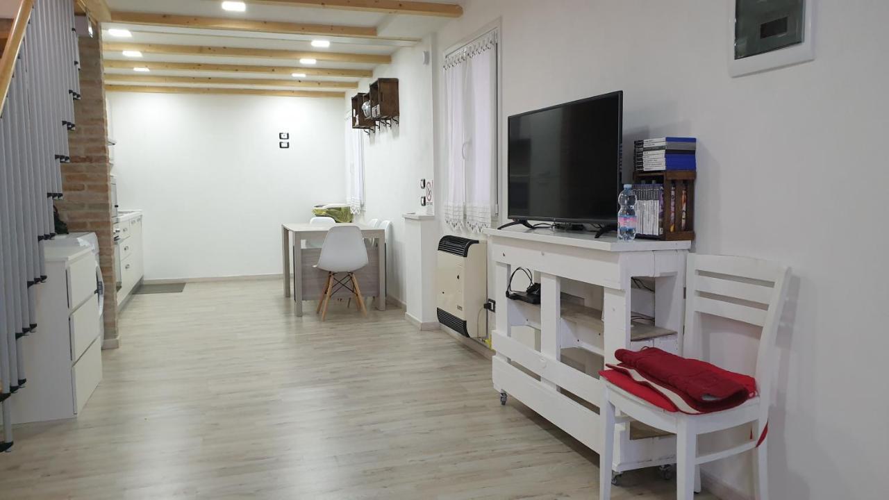 Apartamento Bomboniera Comacchio Exterior foto